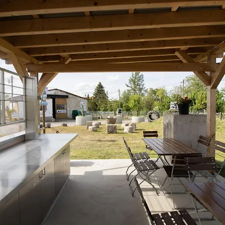 مكان تخييم Roehrencamp Schoeten/apolda