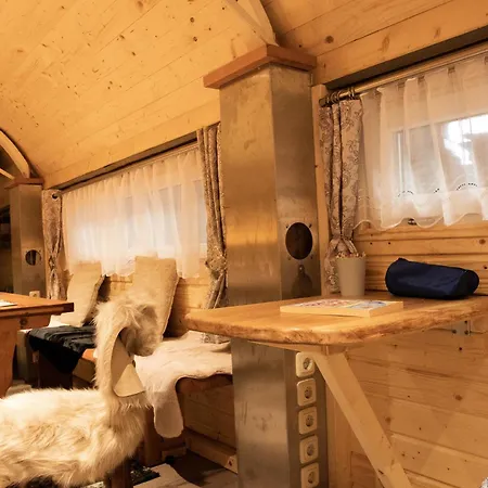 مكان تخييم Roehrencamp Schoeten/apolda *